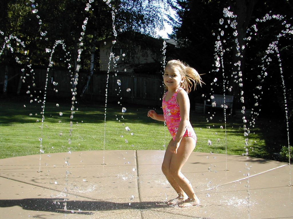 DIY Splash Pad Kits: Choosing the Best One for Your Home